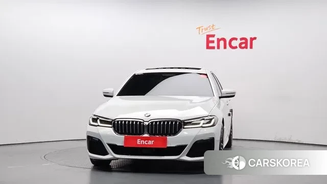 BMW 5 Series (G30) id 3389333 из Кореи 13