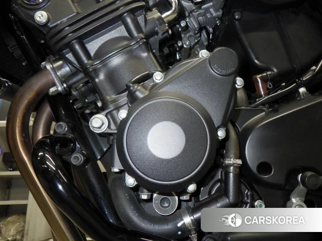 Engine photo
