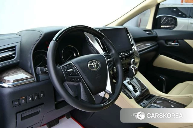 Toyota Elfa id 4261830 из Китая 23