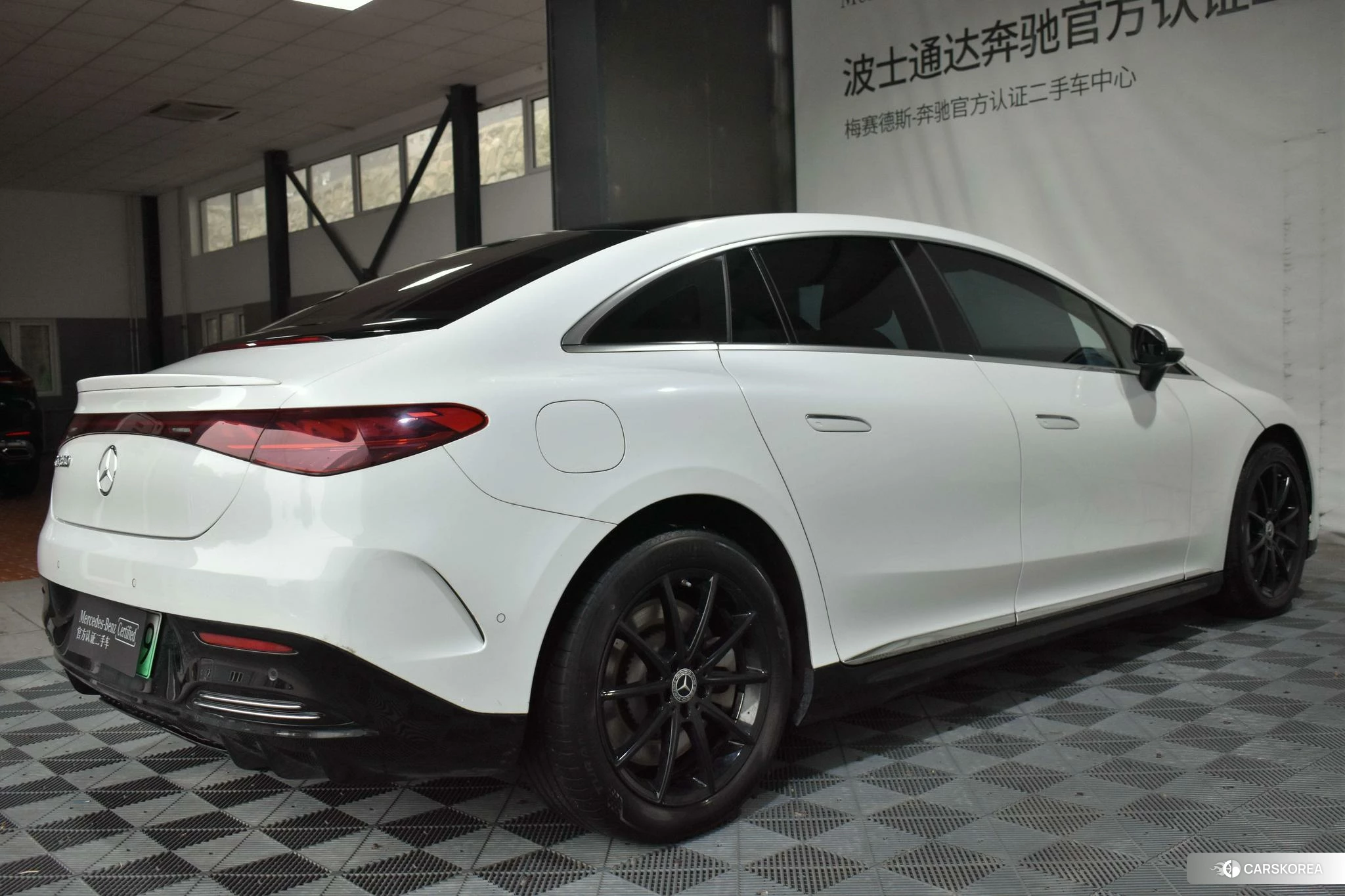 Mercedes-Benz EQE id 4473841 из Китая 9