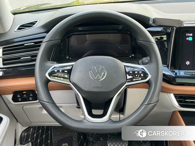 Volkswagen Tourang id 4341802 из Китая 11