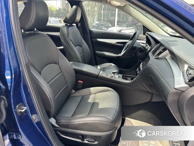 Infiniti QX50 id 4219945 из Китая 17