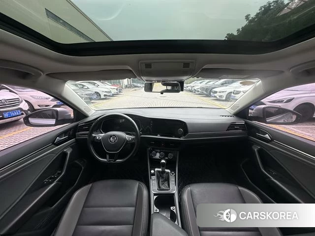 Volkswagen Sagitar 2021 Темно-серый из Китая, фото 3