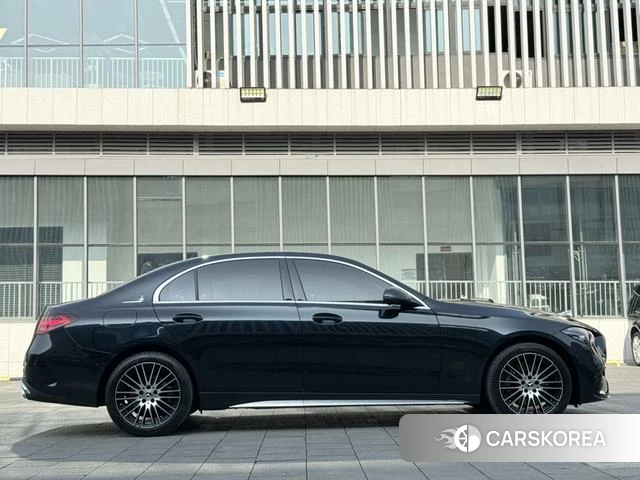 Mercedes-Benz Class C id 3908446 из Китая 17