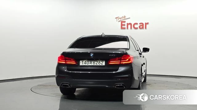 BMW 5 Series (G30) id 4562823 из Кореи 23