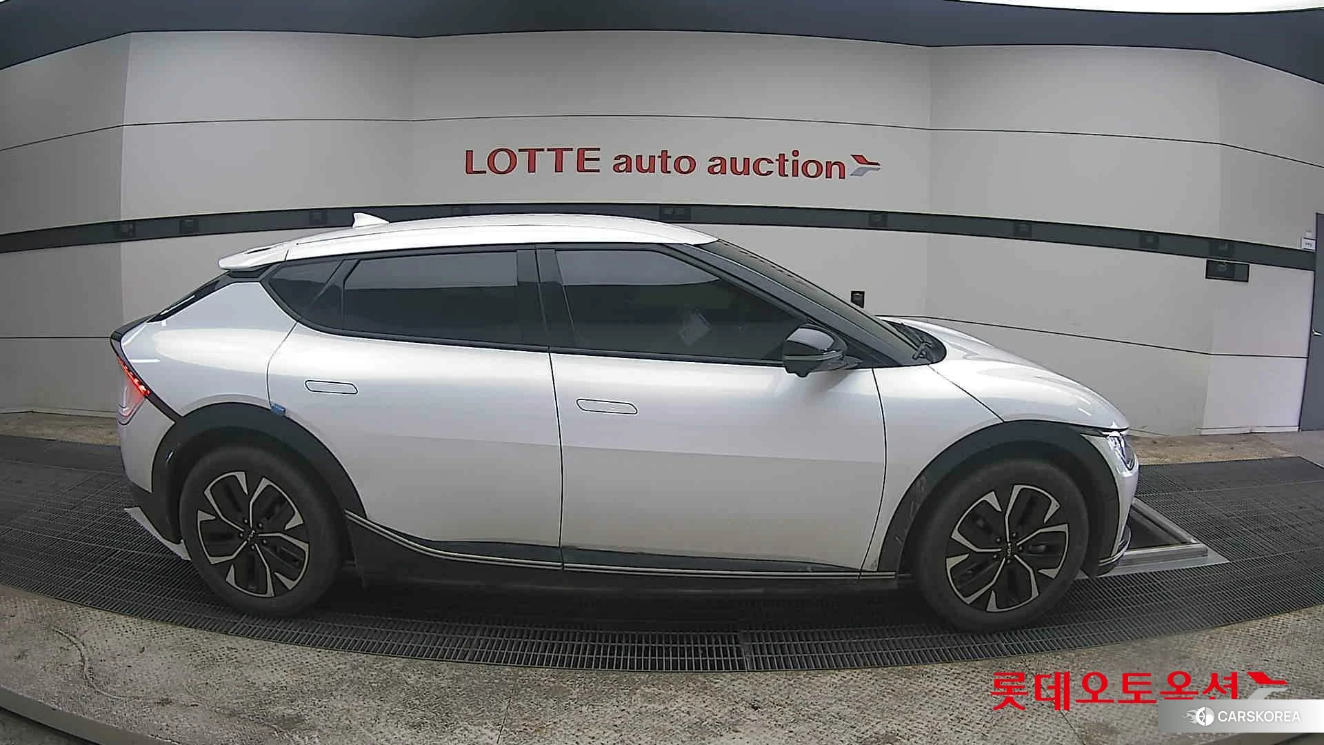 Kia EV6 id 3869403 из Кореи 23