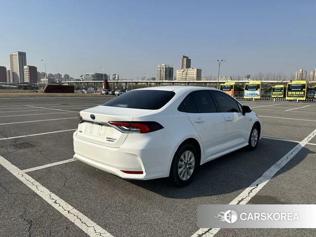 Toyota Corolla 2022 Белый из Китая, фото 3