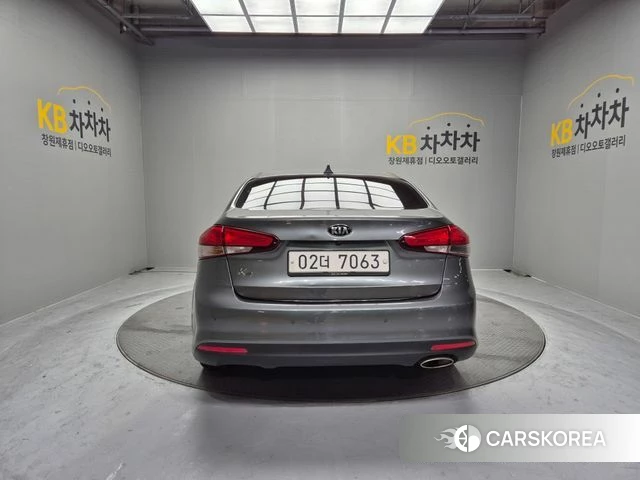 Kia The New K3 id 4795082 из Кореи 10