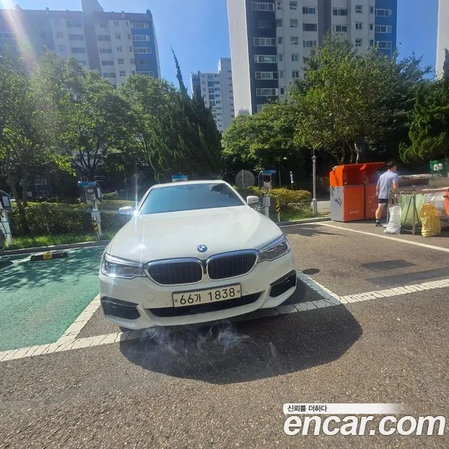 BMW 5 Series (G30) id 2917889 из Кореи 8