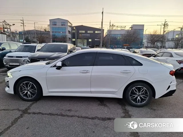 Kia K5 3rd generation 2022 Белый из Кореи, фото 6
