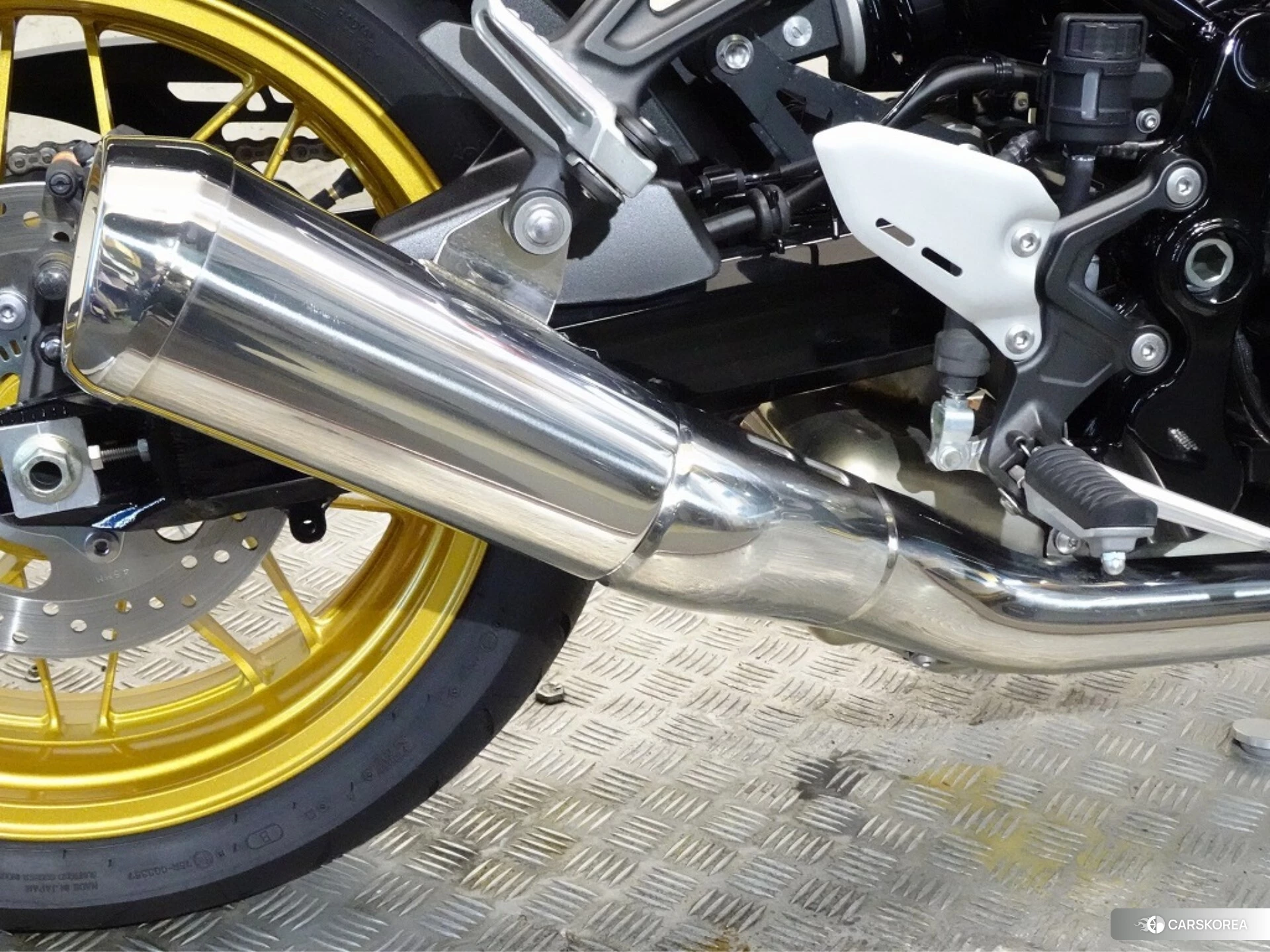 Kawasaki Z900RS id 3950488 из Японии 23