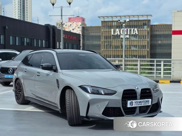 BMW M3 (G80) 2026 Светло-серебряный цвет из Кореи, фото 6
