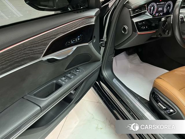 Audi A8 id 3926971 из Китая 11