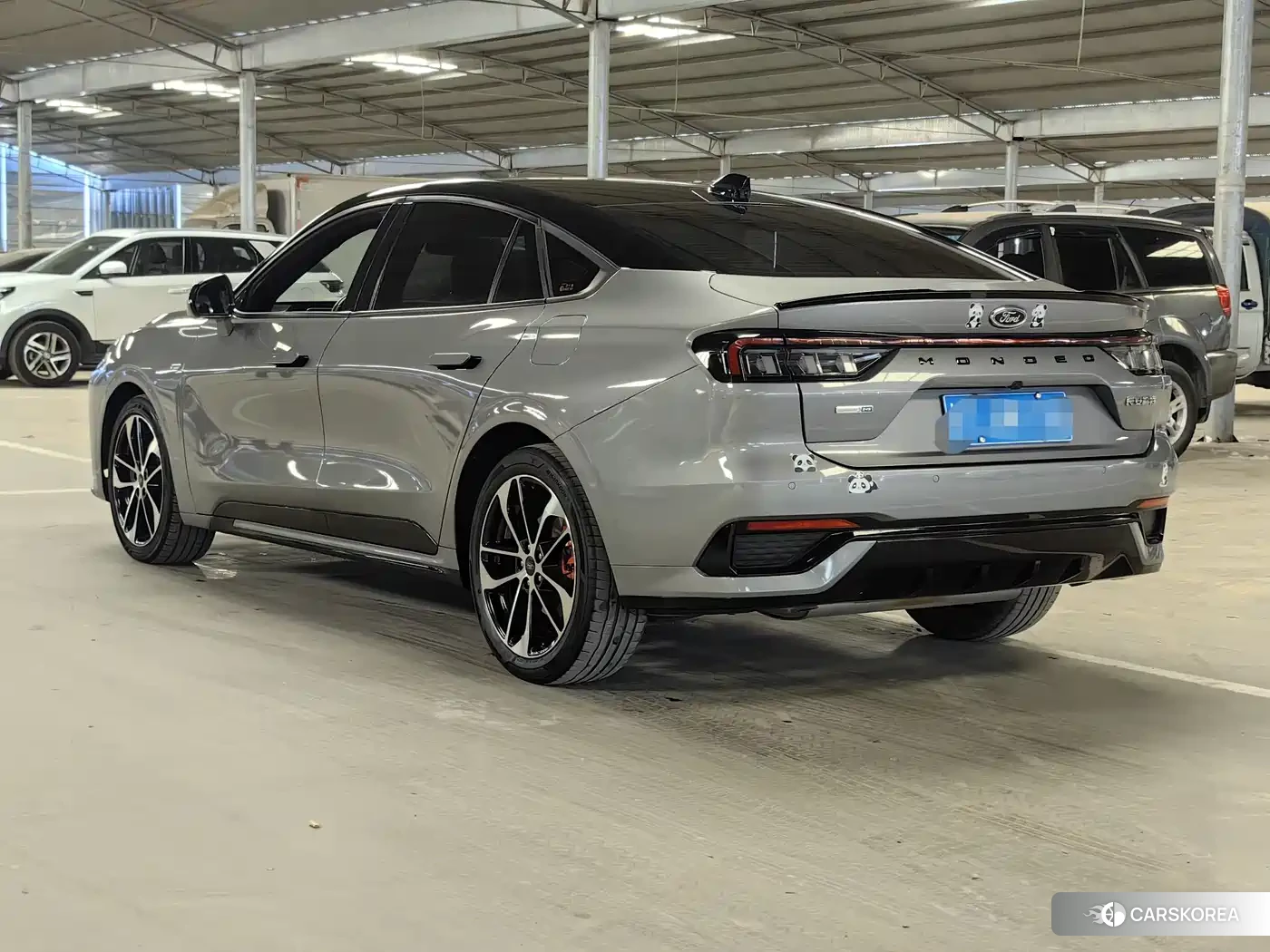 Ford Mondeo 2023 Silver/gray из Китая, фото 6