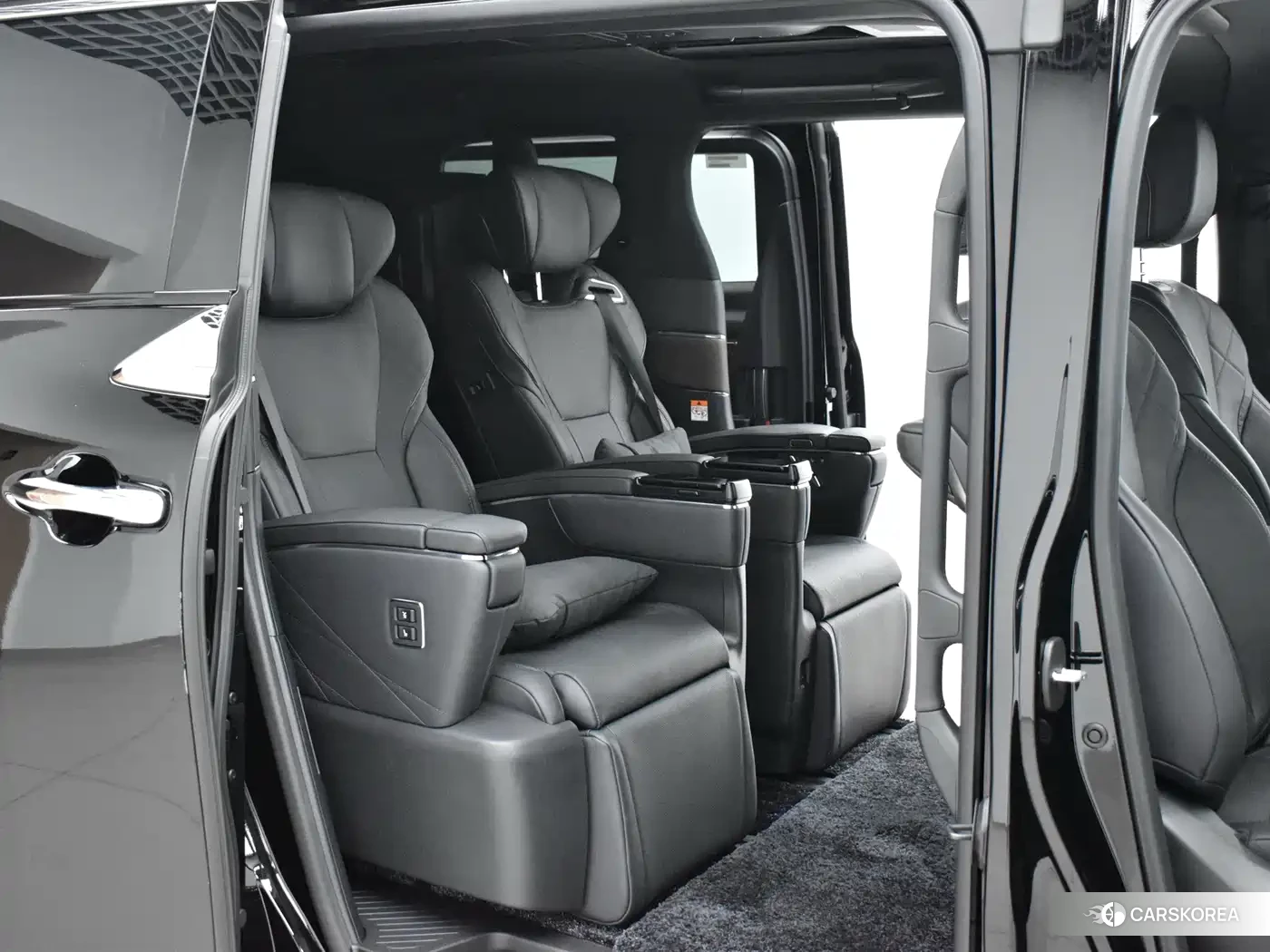 Toyota Vellfire id 4644640 из Китая 19