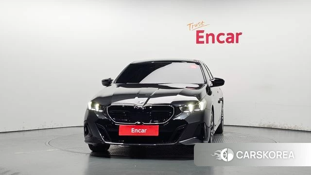 BMW 5 Series (G60) id 4499245 из Кореи 23