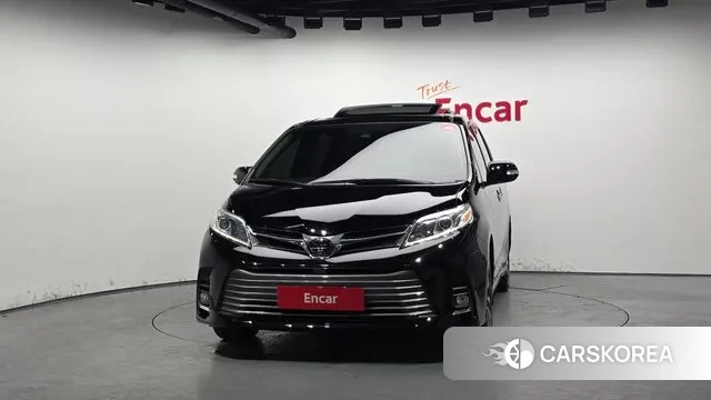 Toyota Sienna id 3708901 из Кореи 13