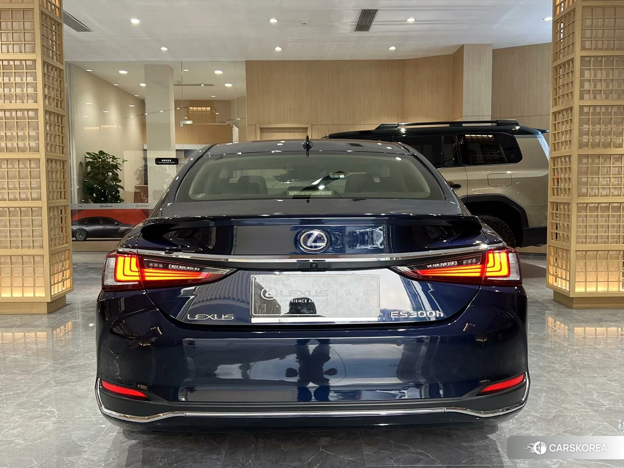 Lexus ES id 4440459 из Китая 10