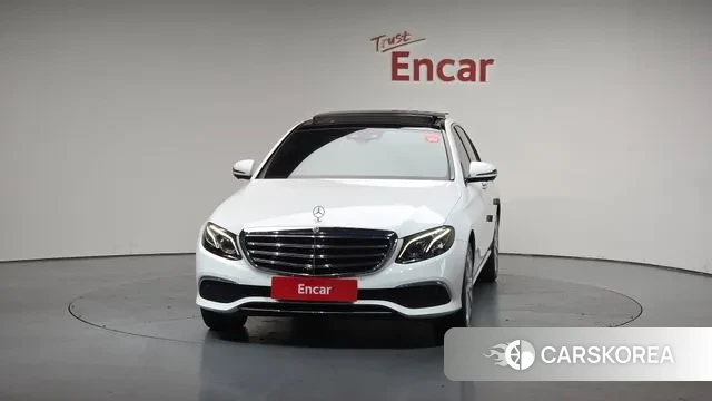 Mercedes-Benz E-Class W213 id 3396690 из Кореи 13