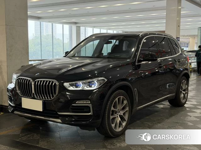 BMW X5 (imported) 2021 Черный из Китая, фото 3