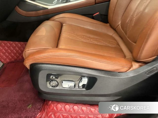 BMW X7 id 4274619 из Китая 23