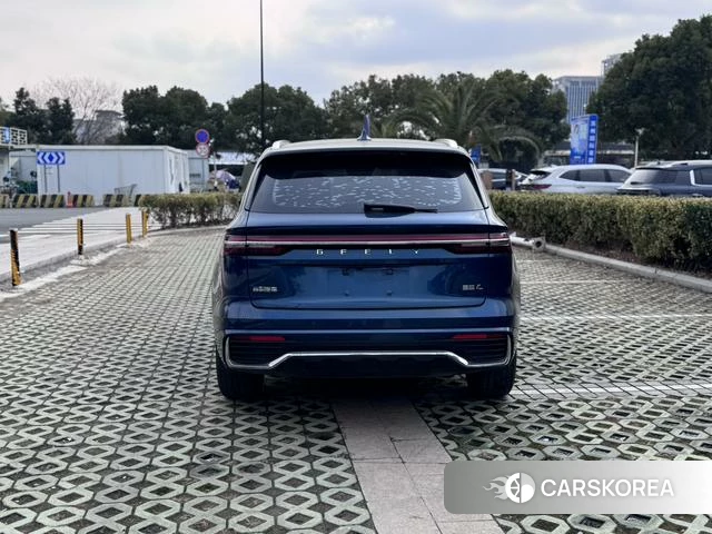 Geely Automobile Xingyue L 2021 Синий из Китая, фото 3