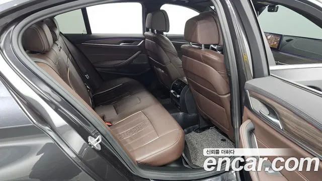 BMW 5 Series (G30) id 2686785 из Кореи 13