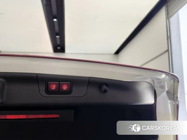 Mercedes-Benz Class C id 3857223 из Китая 8