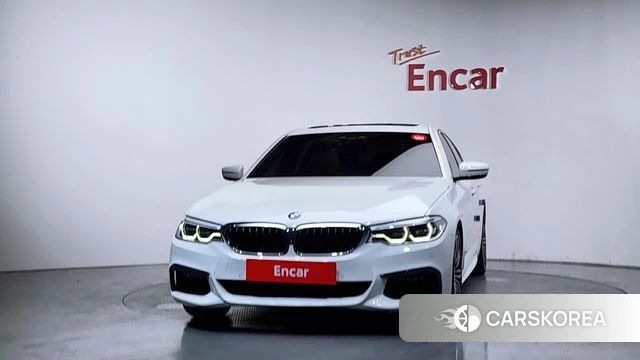 BMW 5 Series (G30) id 4574070 из Кореи 23