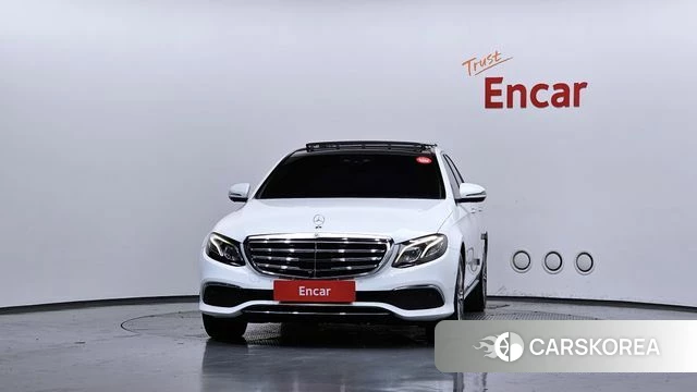 Mercedes-Benz E-Class W213 id 4344854 из Кореи 23
