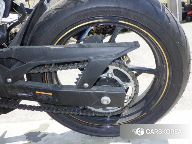 Kawasaki NINJA 400 ABS id 3946914 из Японии 17