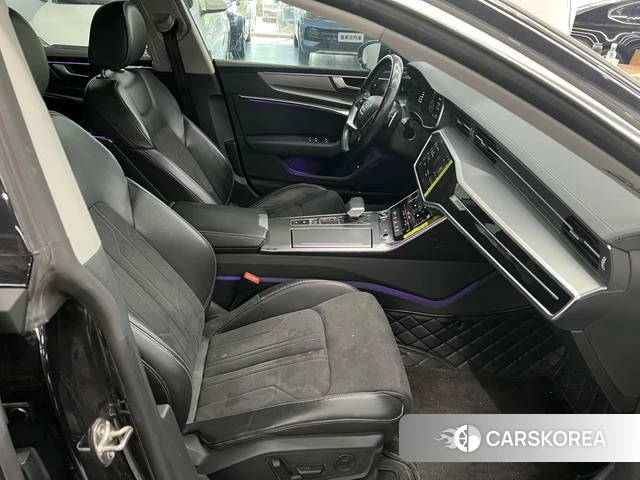 Audi A7L 2023 Черный из Китая, фото 3
