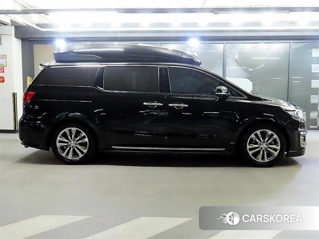 Kia All New Carnival id 4286179 из Кореи 13