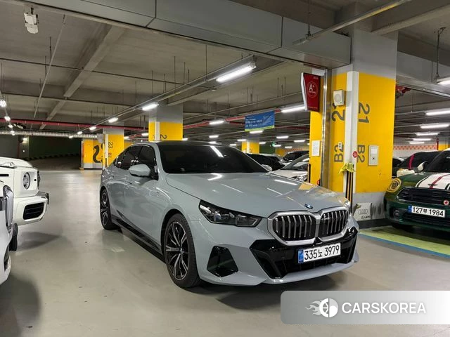 BMW 5 Series (G60) id 4462284 из Кореи 13