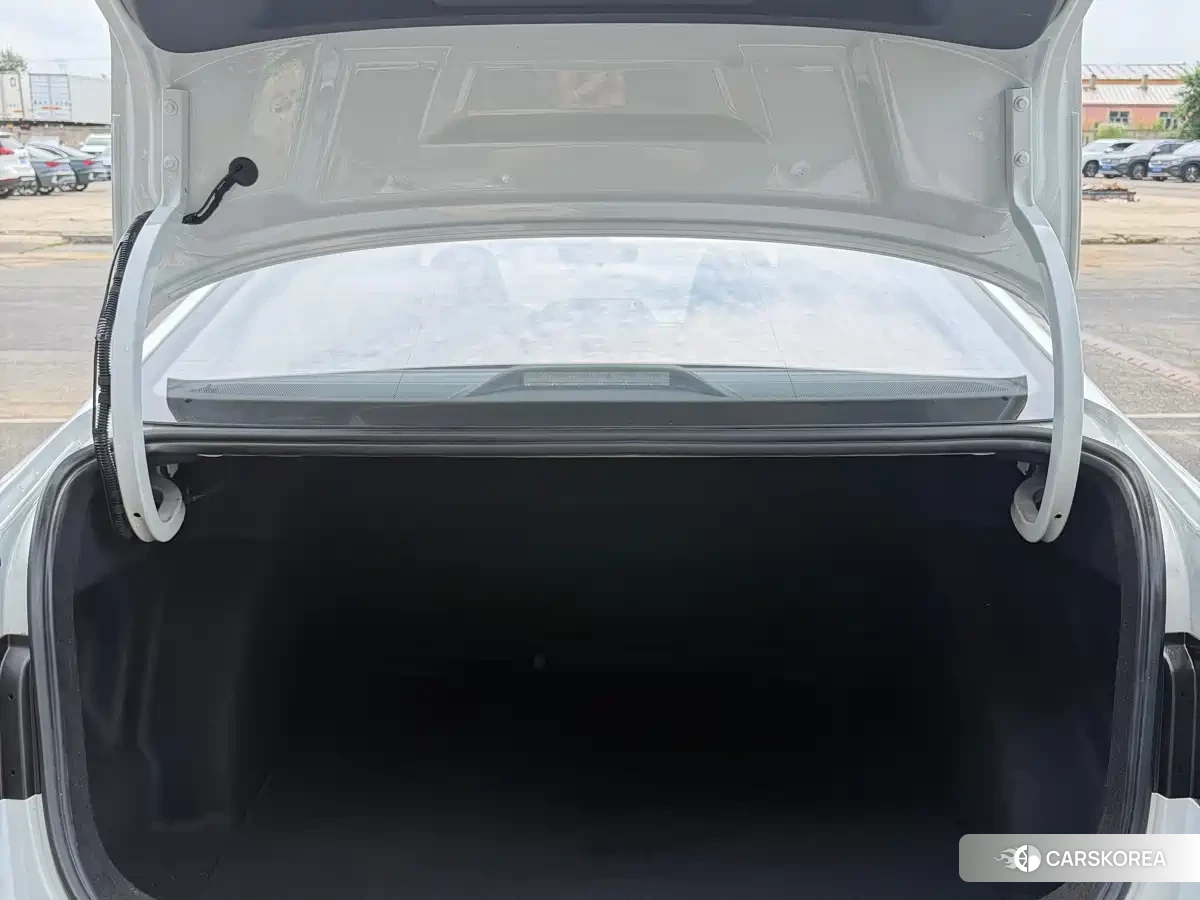Volkswagen Lavida id 4576563 из Китая 10