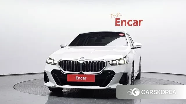 BMW 5 Series (G60) id 3517798 из Кореи 13