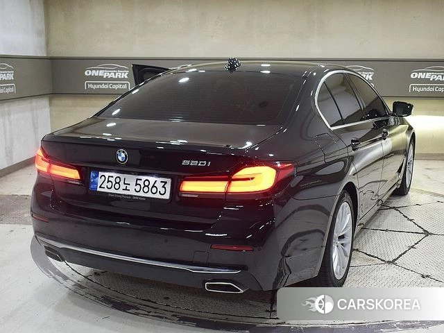 BMW 5 Series (G30) id 3872177 из Кореи 13