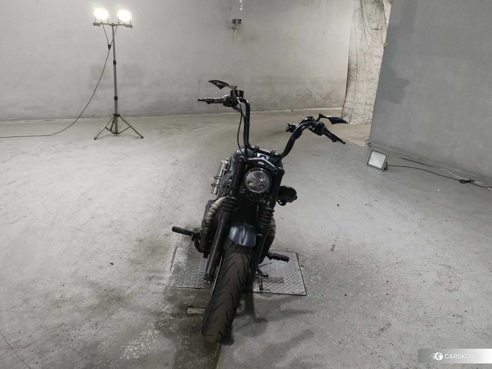 Triumph BONNEVILLE BOBBER 2018 из Японии, фото 4