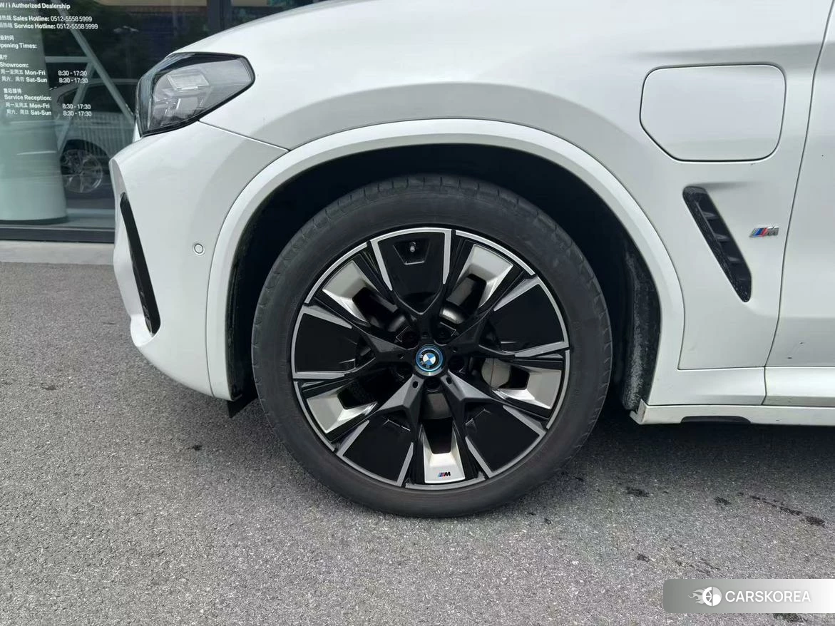 BMW iX3 2023 Белый из Китая, фото 4