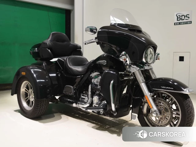 Harley-Davidson Electra Glide FLHTCUTG1750 2018 из Японии, фото 3