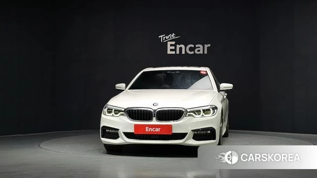 BMW 5 Series (G30) id 4477588 из Кореи 23