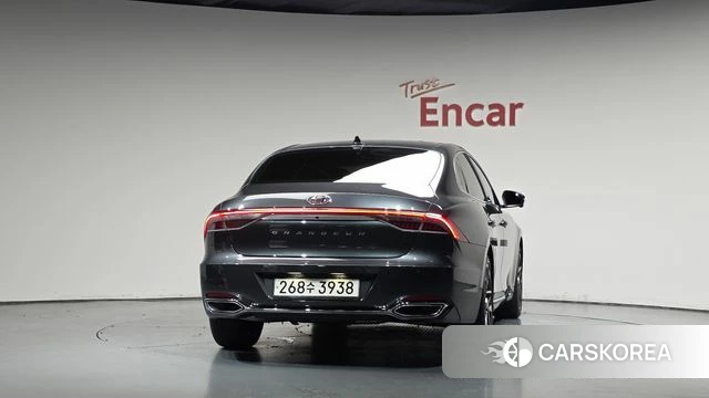 Hyundai The New Grandeur IG id 4746376 из Кореи 23