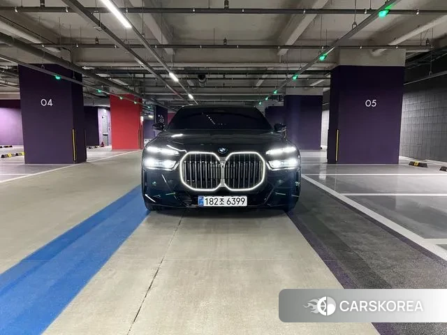 BMW 7 Series (G70) 2024 Черный из Кореи, фото 4