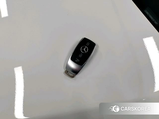 Mercedes-Benz Class C id 4263241 из Китая 13