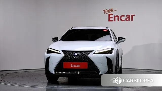 Lexus UX250h id 3524683 из Кореи 13