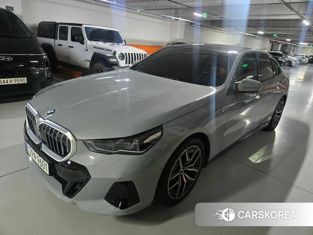 BMW 5 Series (G60) id 3896422 из Кореи 7