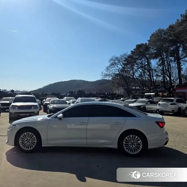 Audi A6 (C8) id 3635565 из Кореи 12