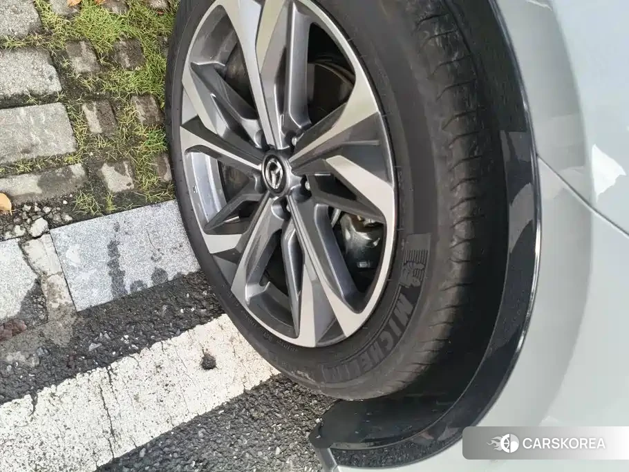 Mazda EZ-6 id 4664580 из Китая 9
