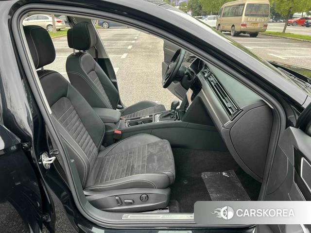 Volkswagen Magotan id 4258502 из Китая 20
