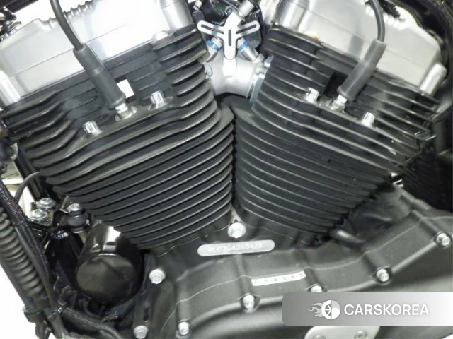 Engine photo